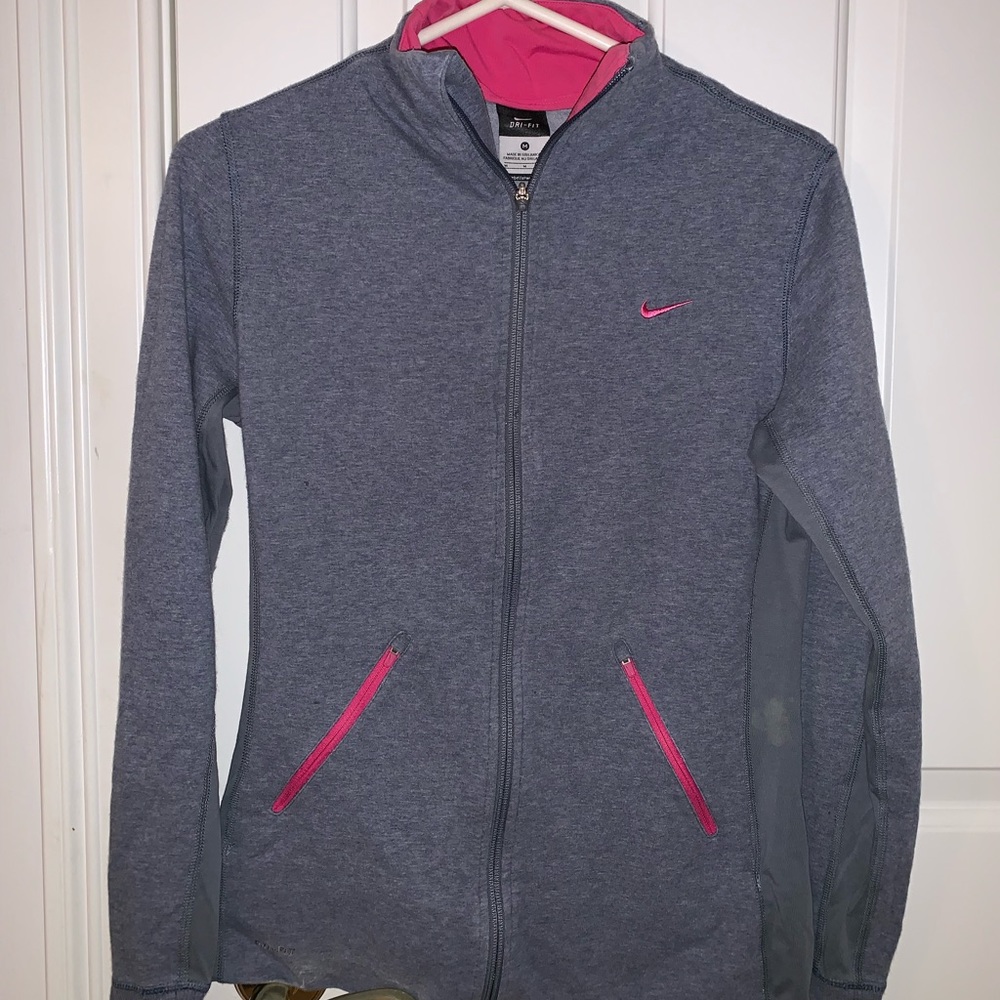 Nike sweatshirt